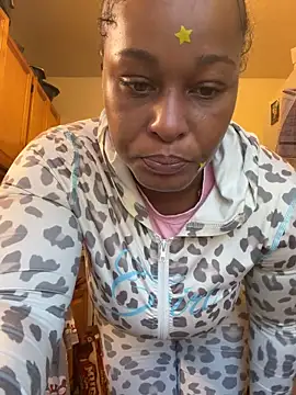 yummy0322 online show from November 2025 03:34:01 PM