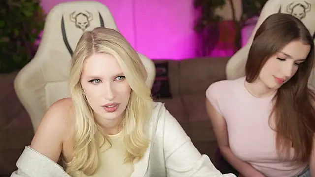 Scarlett Sweet054 online show from October 2025 03:22:01 PM