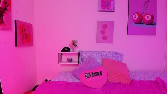 Camila Rivers online show from March 2026 04:33:01 AM