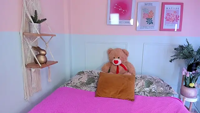 Camila Rivers online show from April 2026 04:25:01 AM