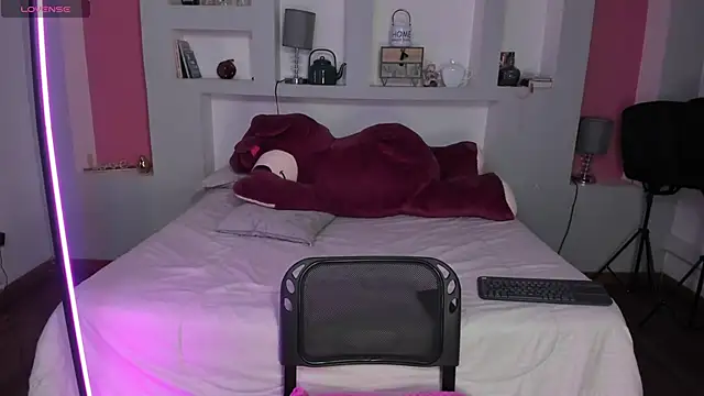 Camila Rivers online show from April 2026 12:28:02 PM