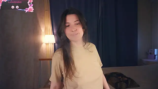 ConstanceBeames online show from September 2025 06:56:01 AM