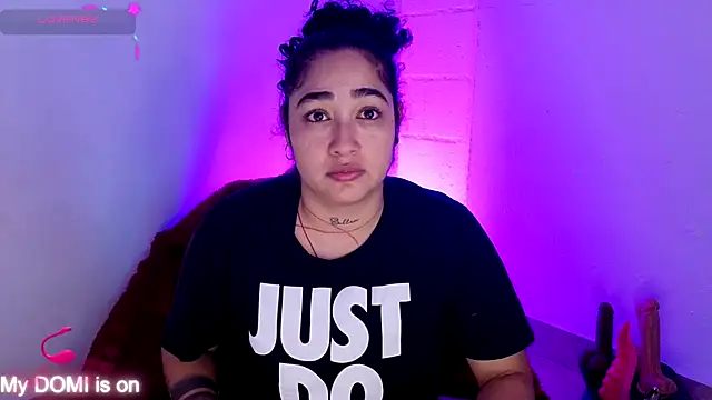 Snapshot of _kat_1995 chatting on October 2025 10:00:01 PM kat 1995 online show from October 2025 10:00:01 PM