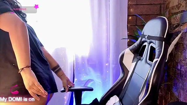 Snapshot of _kat_1995 chatting on September 2025 07:03:01 PM kat 1995 online show from September 2025 07:03:01 PM