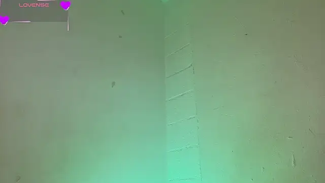 Snapshot of _kat_1995 chatting on November 2025 06:52:02 PM kat 1995 online show from November 2025 06:52:02 PM