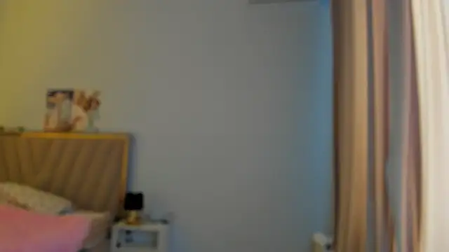 Snapshot of miko_moonn chatting on October 2025 04:03:01 AM miko moonn online show from October 2025 04:03:01 AM