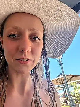 Eveline Beauty Kitty online show from June 2026 01:33:02 PM