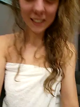 Eveline Beauty Kitty online show from October 2025 05:14:02 PM