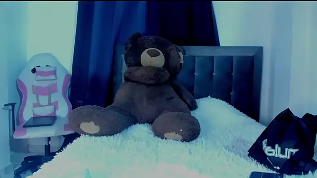 ISA BELLA VZL online show from November 2025 11:19:03 PM