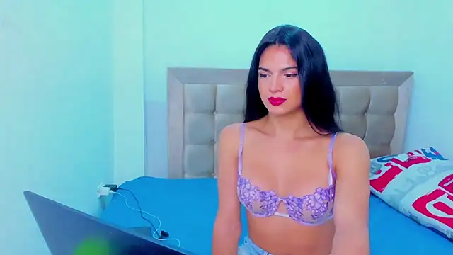ISA BELLA VZL online show from June 2026 05:14:01 PM