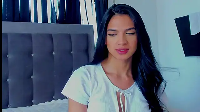 ISA BELLA VZL online show from September 2025 02:55:01 PM