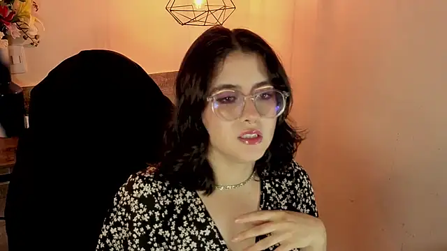 LiLLiAnderson online show from November 2025 11:25:01 AM