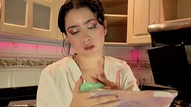 LiLLiAnderson online show from December 2025 11:47:02 AM