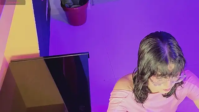 LiLLiAnderson online show from March 2026 11:39:02 AM