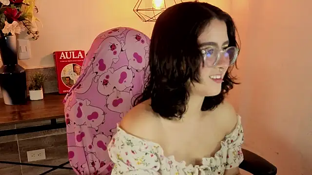 LiLLiAnderson online show from November 2025 11:49:02 AM