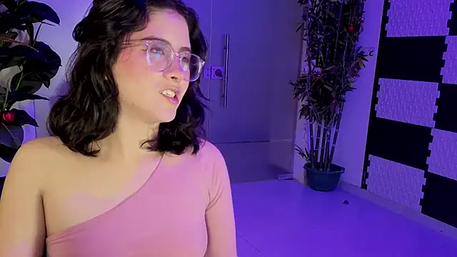 LiLLiAnderson online show from December 2025 11:46:02 AM