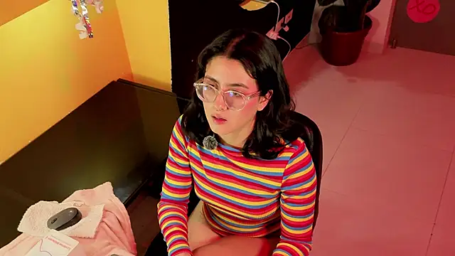 LiLLiAnderson online show from February 2026 11:51:01 AM