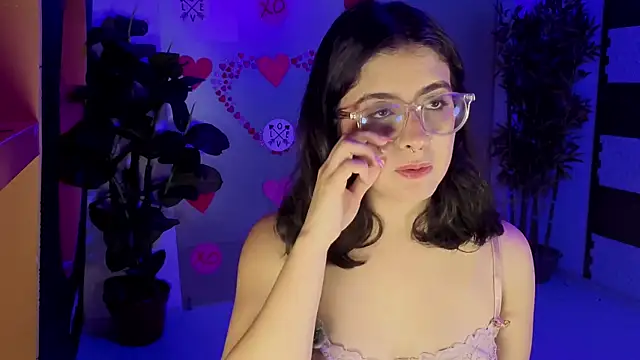 LiLLiAnderson online show from February 2026 12:05:02 PM