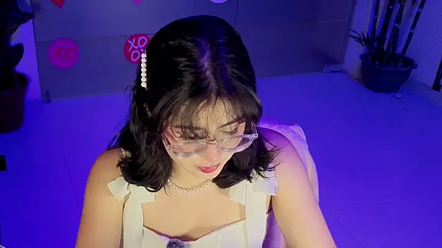 LiLLiAnderson online show from February 2026 12:05:01 PM