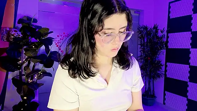 LiLLiAnderson online show from March 2026 11:53:02 AM