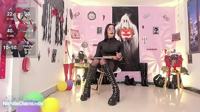 NicolleDiamonds cg online show from October 2025 03:24:01 PM