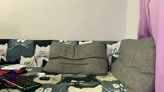 Velles online show from March 2026 07:04:02 PM