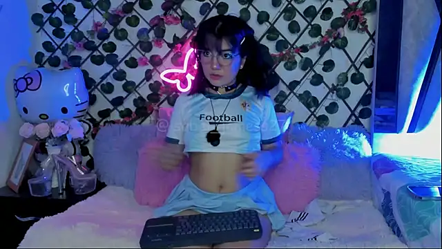 isabel jaames online show from May 2026 10:04:02 PM