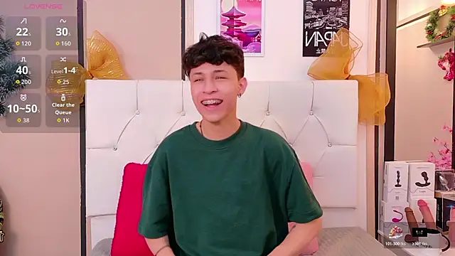 Axel  Evans online show from December 2025 01:26:02 PM