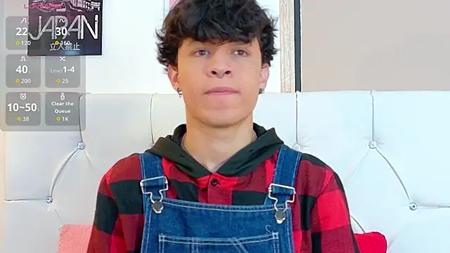 Snapshot of Axel__Evans chatting on November 2025 12:31:02 PM Axel Evans online show from November 2025 12:31:02 PM