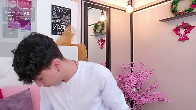 Axel  Evans online show from December 2025 01:11:02 PM