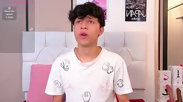 Axel  Evans online show from February 2026 01:21:01 PM