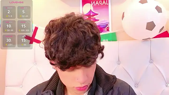 Axel  Evans online show from June 2026 12:16:01 PM