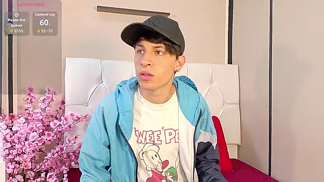 Snapshot of Axel__Evans chatting on October 2025 12:26:02 PM Axel Evans online show from October 2025 12:26:02 PM