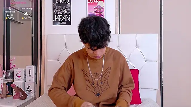 Snapshot of Axel__Evans chatting on November 2025 12:21:02 PM Axel Evans online show from November 2025 12:21:02 PM