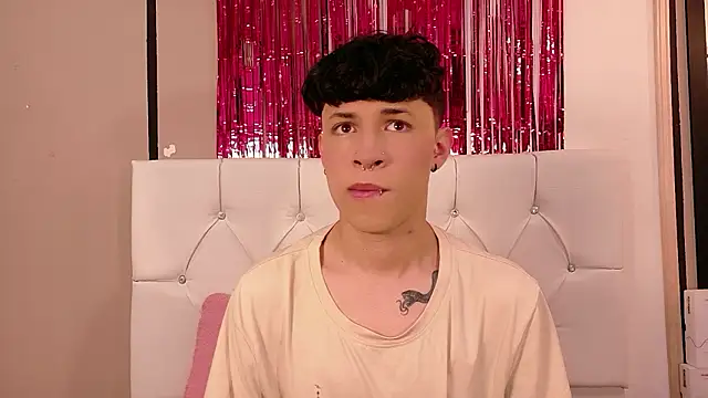 Axel  Evans online show from March 2026 12:39:02 PM