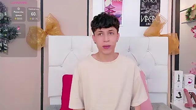 Axel  Evans online show from December 2025 12:19:02 PM