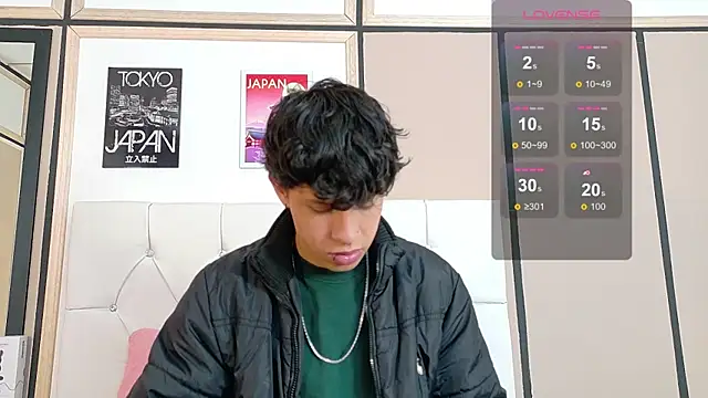 Snapshot of Axel__Evans chatting on November 2025 12:21:01 PM Axel Evans online show from November 2025 12:21:01 PM