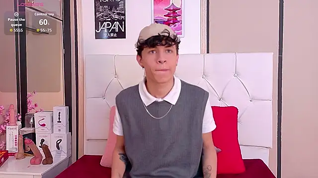 Snapshot of Axel__Evans chatting on November 2025 12:20:01 PM Axel Evans online show from November 2025 12:20:01 PM