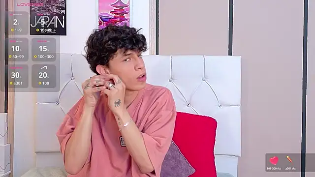 Snapshot of Axel__Evans chatting on November 2025 12:26:01 PM Axel Evans online show from November 2025 12:26:01 PM