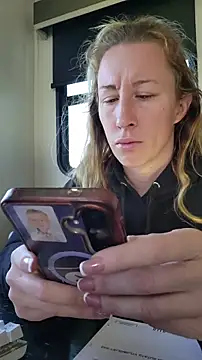 bmorganne420 online show from January 2026 04:21:02 PM