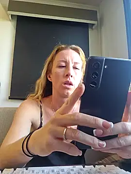 bmorganne420 online show from December 2025 09:49:01 PM