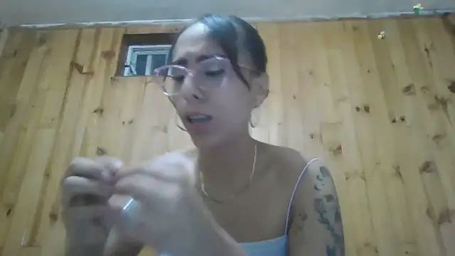 Roselingalvis13 online show from October 2025 02:45:02 AM