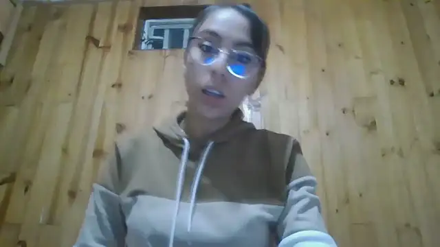 Roselingalvis13 online show from November 2025 02:43:01 AM