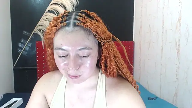 MiaKimky online show from December 2025 04:17:01 PM