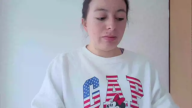 MiaKimky online show from October 2025 04:29:02 PM