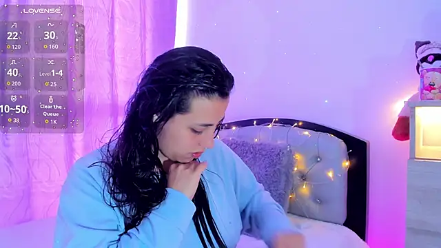 my aleja  online show from February 2026 12:37:01 PM