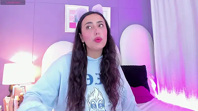 my aleja  online show from October 2025 03:22:02 PM