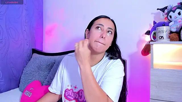 my aleja  online show from March 2026 10:38:01 AM