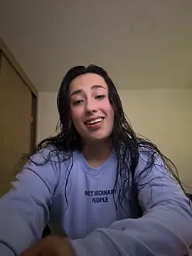 my aleja  online show from October 2025 11:49:02 PM