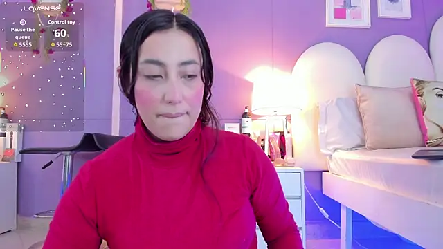 my aleja  online show from November 2025 02:44:01 PM